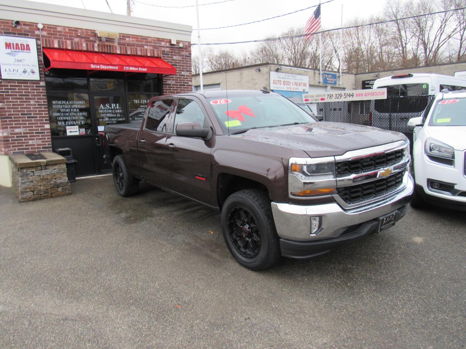 2016 Brown /Gray Chevrolet Silverado 1500 LT Texas Edition (3GCPCREC6GG) with an 5.3L V8 OHV 16V engine, Automatic transmission, located at 215 Milton St, Dedham, MA, 02026, (781) 329-5144, 42.241905, -71.157295 - This Special Texas Edition RWD sports truck is in excellent condition. Undercarriage is as clean as the body. All ASPI Motor Cars vehicles are fully serviced before they are delivered to assure the highest quality used vehicles. Comes with a 3/3 certification warranty included in the price. Call for - Photo #0